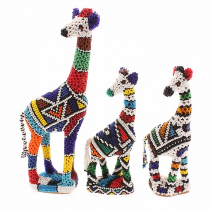 BEADED ANIMAL FIGURINES