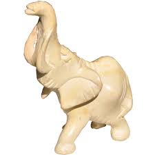 ANIMAL FIGURINES